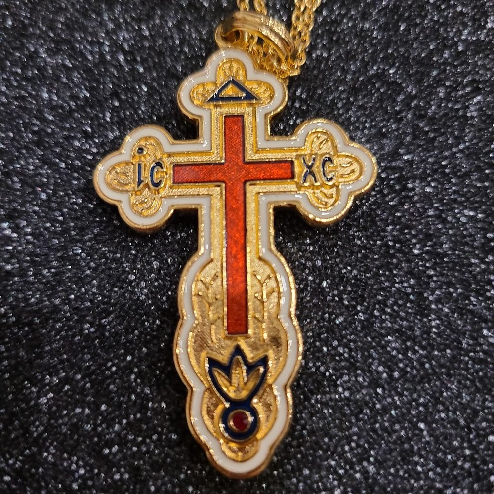 Camrose and Kross cross necklace - Picture 6 of 8